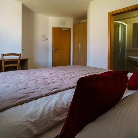 Bed & Breakfast Karun 3*