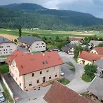 Karun Bed & Breakfast 3*