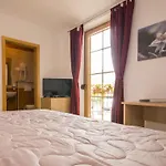 Bed & Breakfast Karun 3*