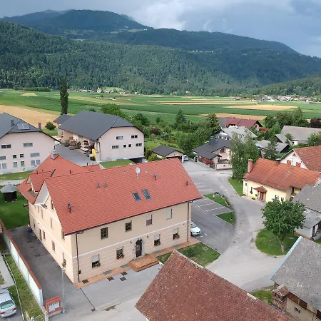 Karun Panzió 3*