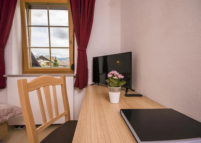 Karun B&B 서클리예나고렌스켐