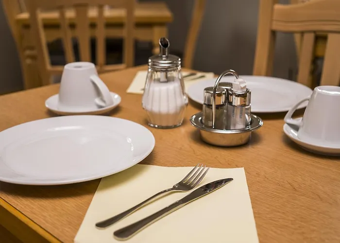 Nočitev z zajtrkom Karun 3*